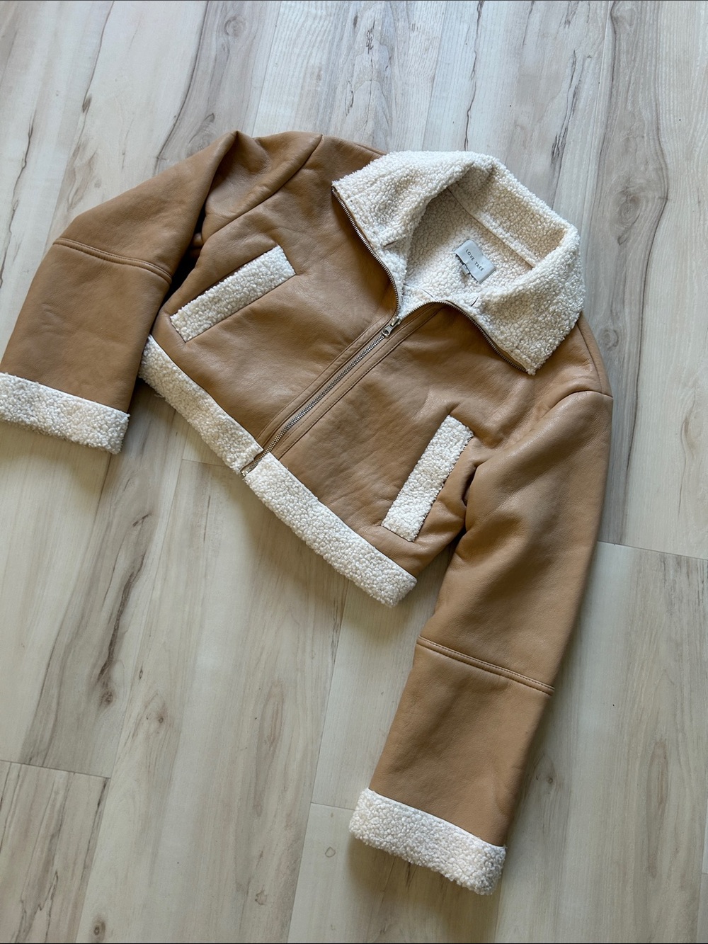 Love Tree Cropped Camel Faux-Shearling Aviator Jacket